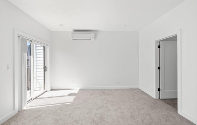 3 beds, 3.5 baths, 2,615 sqft, $5,250, Unit 5