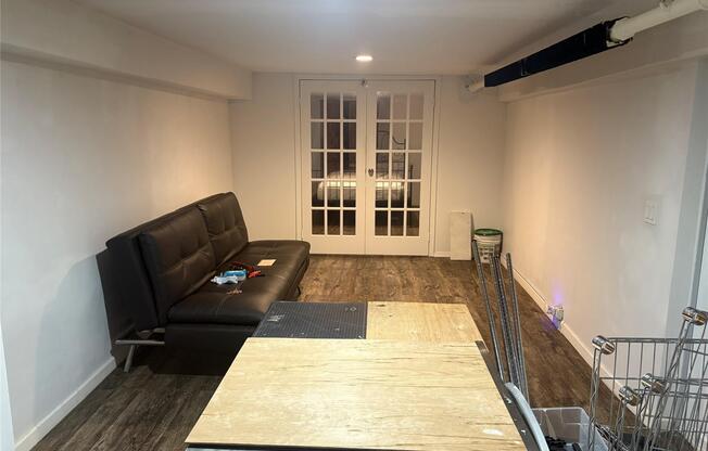335 RUTLAND RD