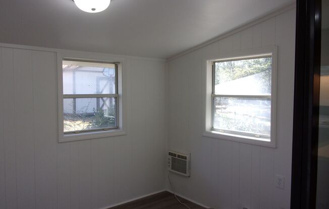 3 beds, 2 baths, $2,000