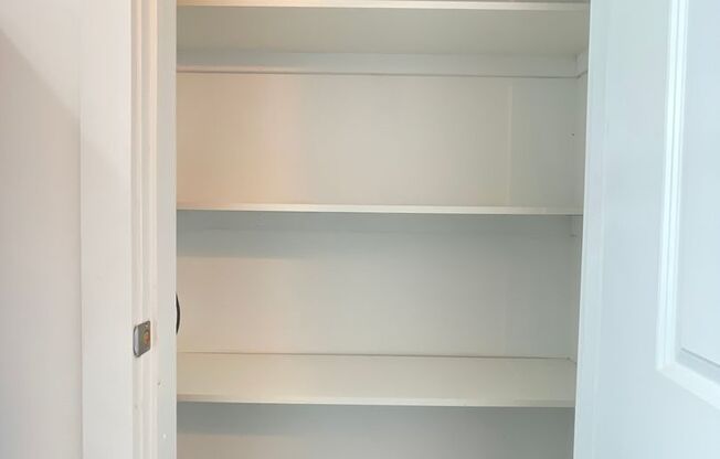 Studio, 1 bath, 416 sqft, $1,150, Unit Unit 110