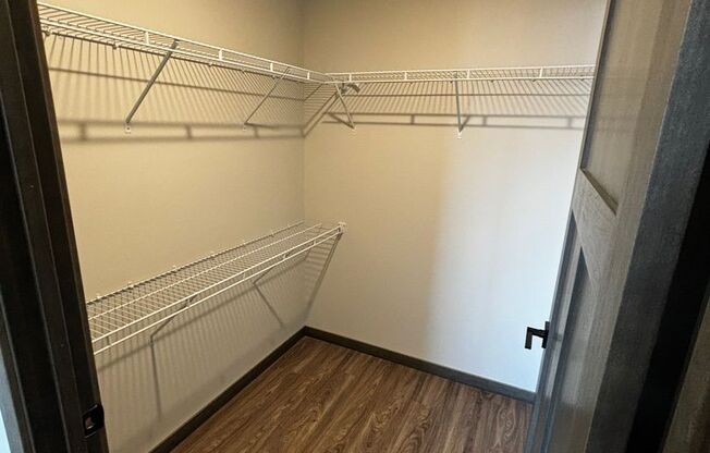 3 beds, 2 baths, 1,512 sqft, $1,695, Unit 713-203