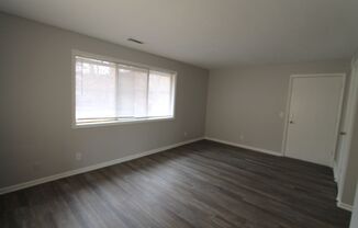 1 bed, 1 bath, 675 sqft, $850, Unit 10725-10