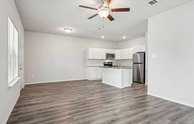 The Residence at Joshua Landing