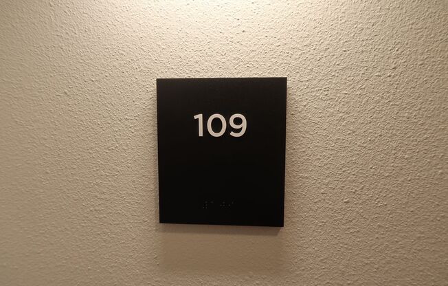 1 bed, 1 bath, 479 sqft, $1,969, Unit 309