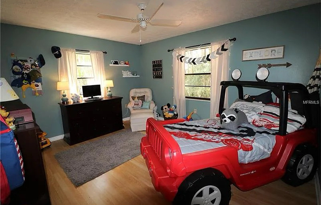4426 ALLIGATOR DR