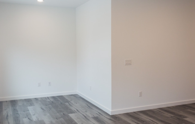 1 bed, 1 bath, 580 sqft, $1,350, Unit 4A