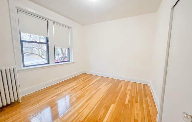 25 Mount Hood Rd. #4