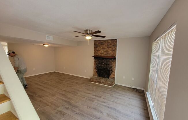 Nice Townhouse on Victory Dr