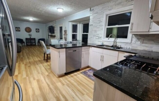 1125 PENSELWOOD DR