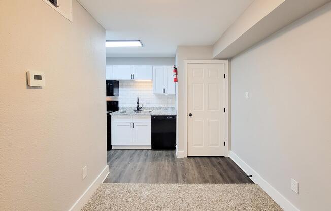 1 bed, 1 bath, 480 sqft, $1,049