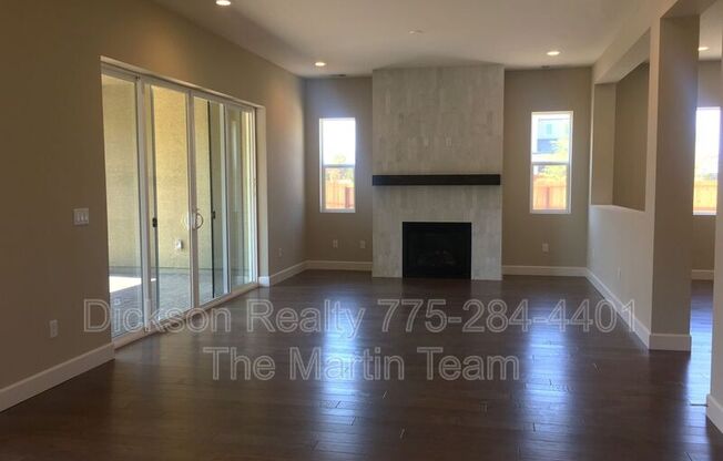 5 beds, 3 baths, 3,356 sqft, $3,895