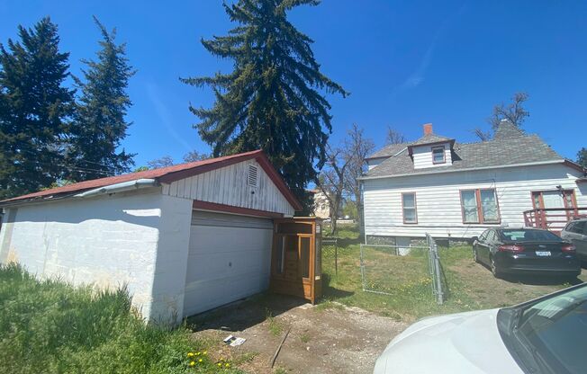 Cheney-Perfect setup for group living—6 bedrooms, 2 kitchens, and plenty of space near campus. Off street parking