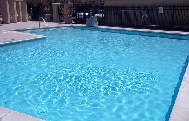 3 beds, 2.5 baths, $2,675, Unit #3014