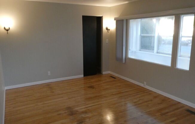 3 beds, 1 bath, $1,795