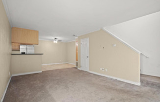 2 beds, 2 baths, $2,895, Unit # 09