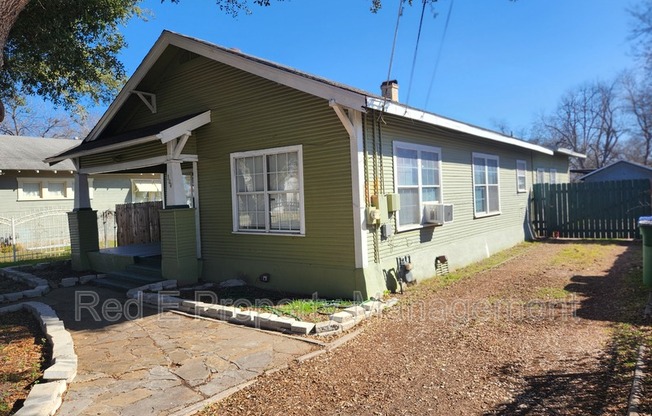 304 TERRELL AVE