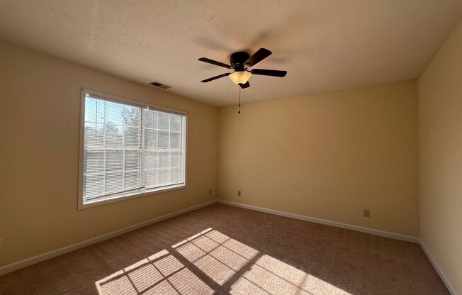 2 beds, 2 baths, $1,030