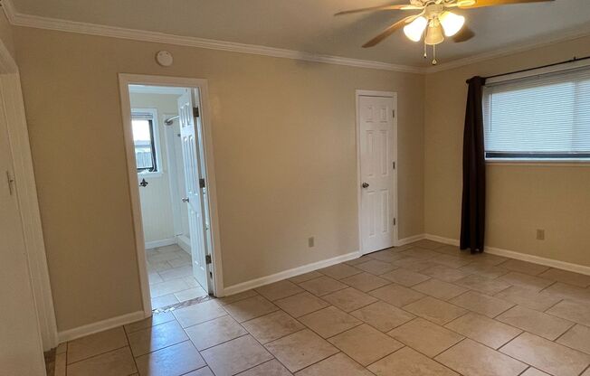 3 beds, 2 baths, $1,800