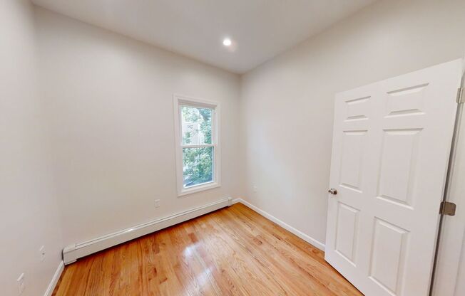 130 Putnam St