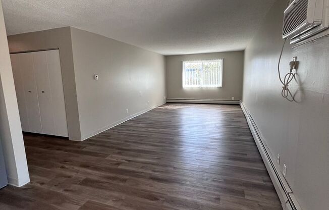 2 beds, 1.5 baths, 1,070 sqft, $1,475, Unit N-204