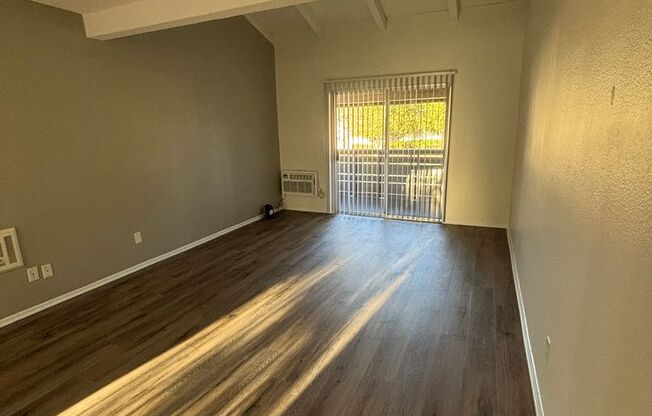 1 bed, 1 bath, 780 sqft, $2,425, Unit 94