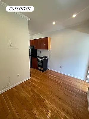 2 beds, 1 bath, $3,675, Unit 5B