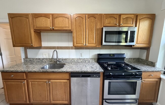 435 Walnut Ave