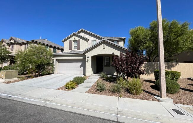 4BR / 3.5 BA. HOUSE in SUMMERLIN!!