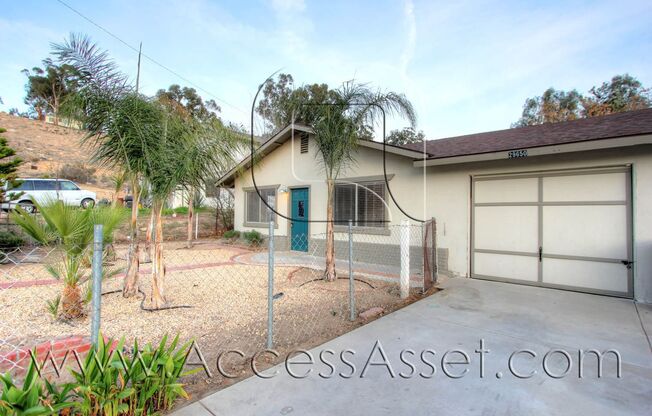 Charming 4 Bed/2 Bath home With A Spacious Yard!