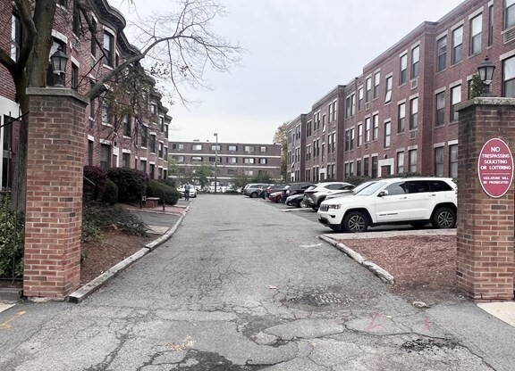 1 bed, 1 bath, 550 sqft, $2,500, Unit 102