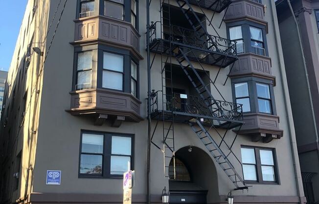 Studios in the heart of Nob Hill