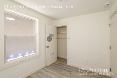 775 17 ST