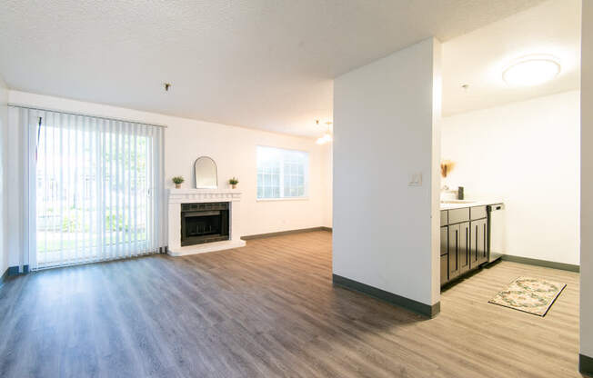 Riverwood vacant upgraded living spaces