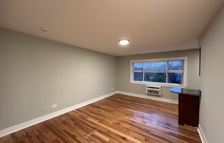 696 Elm Pl