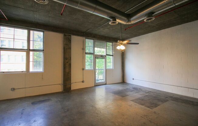 Studio, 1 bath, 900 sqft, $1,750, Unit A-509