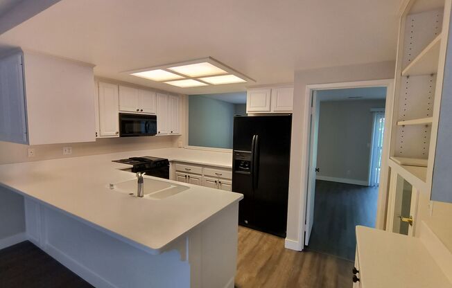 Newley Updated 4 bedroom, 2.5 bathroom Townhome in Citrus Heights!!!