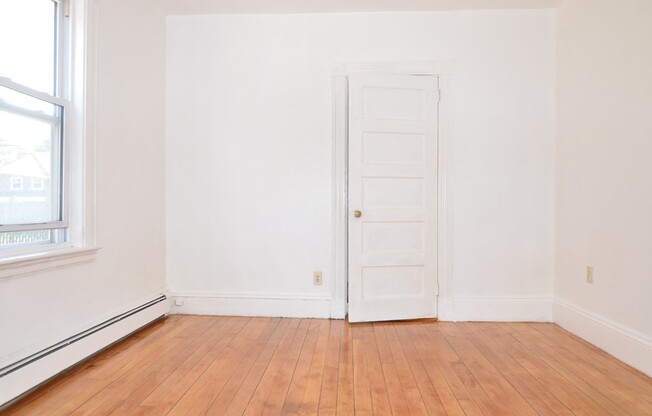 3 beds, 1.5 baths, 1,500 sqft, $2,800, Unit 1