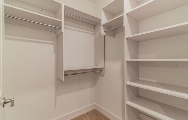 1 bed, 1 bath, 818 sqft, $1,675, Unit Unit 310