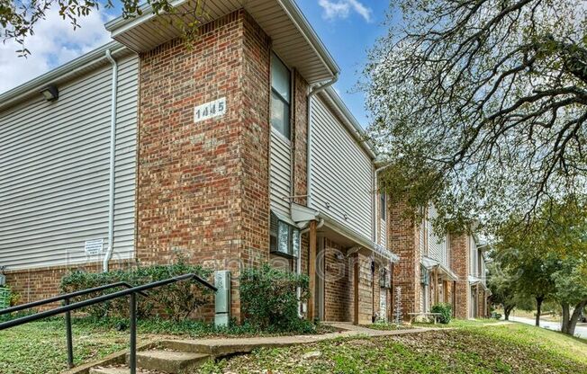 1425 WEILER BLVD
