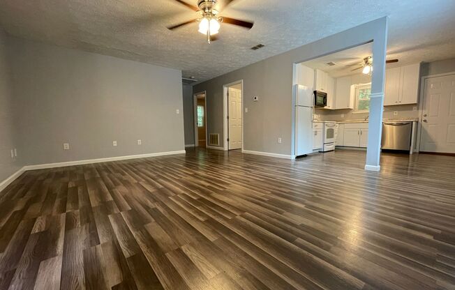 117 BOULDER TRAIL | 2 BED 1 BATH DUPLEX NEWLY UPDATED