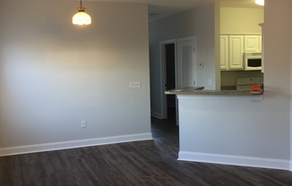 3 beds, 2 baths, $1,400