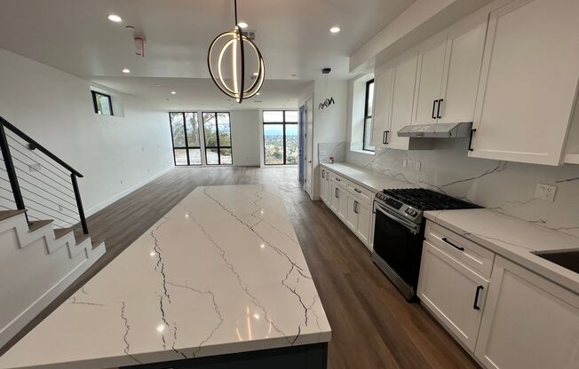 Beautiful, Recently Built 3 Bedroom Home in El Sereno! AVAILABLE NOW