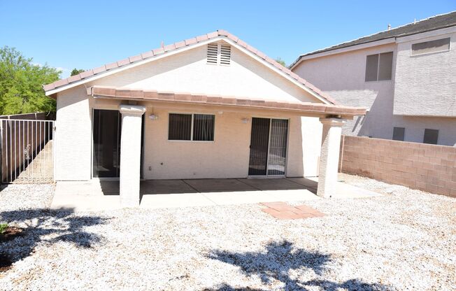 3 beds, 2 baths, $1,750