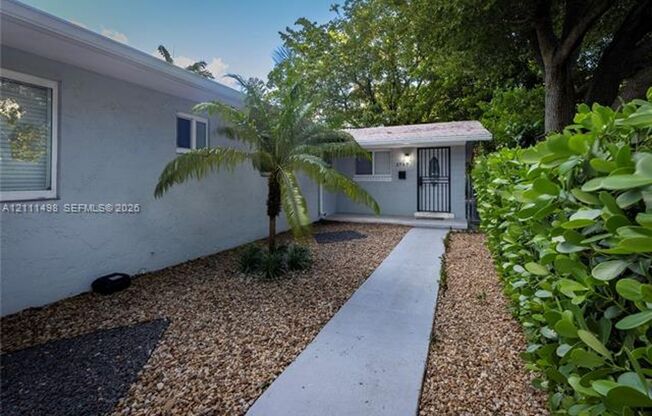 2797 SW 27th Ter cu-2797, Miami, FL 33133