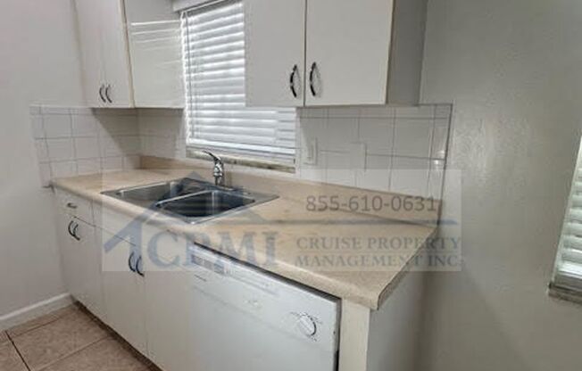 75 SW 10th St