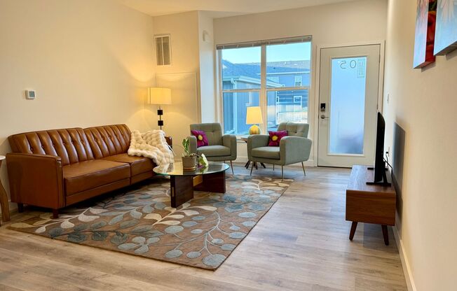 1 bed, 1 bath, 746 sqft, $1,350, Unit 111 Boneset Ave Apt 4