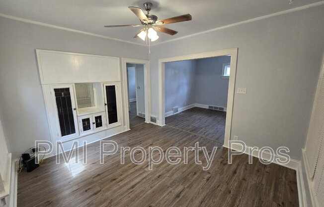 3895 N DR WILLIAM FINLAYSON ST