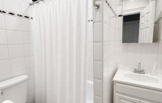 412 W 110 ST