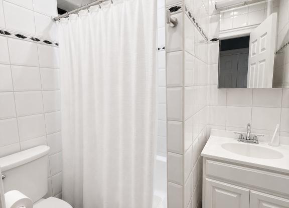 412 W 110 ST