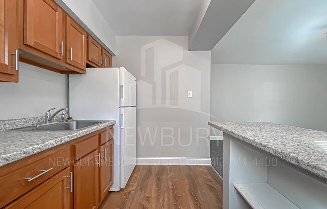 1 bed, 1 bath, 520 sqft, $725, Unit 313-02